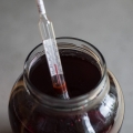 winomierz-z-termometrem-w-plastikowej-probowce-405562_c.jpg